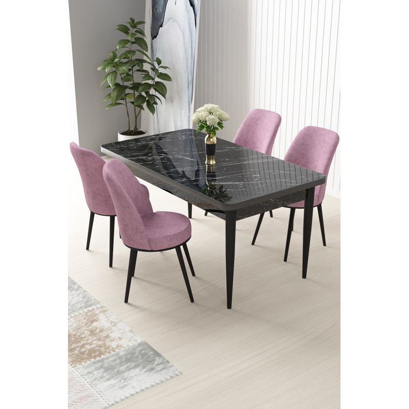 Ensemble de table et chaises de salle à manger moderne 5 pièces, marbre noir et rose | Table en carton 100% enduit de mélamine, table: 43,3 po x 29,9 po x 28 po | Chaises: 17,7 po x 35,8 po x 16,5 po, pieds en métal, assise en mousse confortable | Élégant pour les salles à manger contemporaines