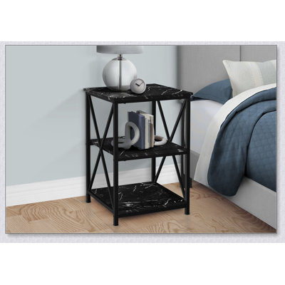 Élégante table d'appoint à 3 niveaux avec finition en marbre noir, parfaite pour la vie moderne et les solutions peu encombrantes.