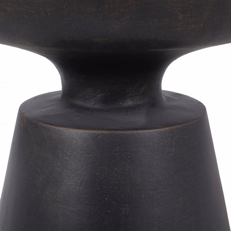Table d'appoint 17,75 po 
