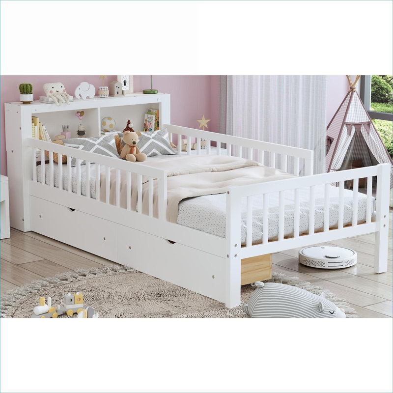 Lit simple en bois massif avec garde-corps de sécurité et plusieurs compartiments de rangement, blanc doux