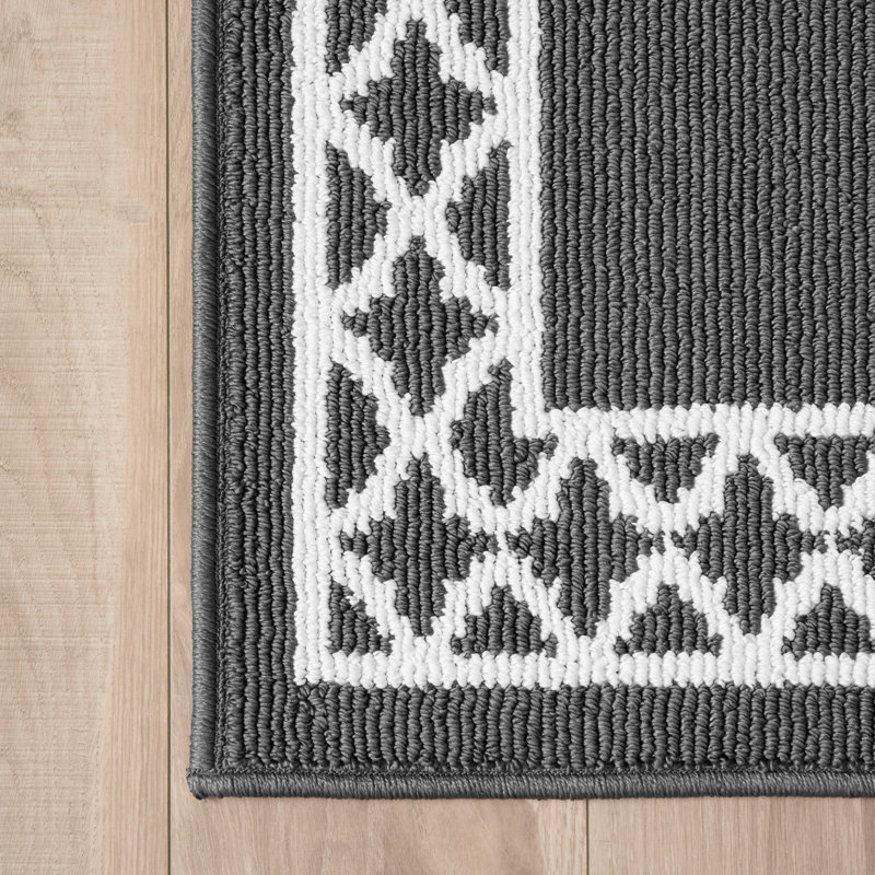 Nautica Collin Border Machine Washable All Loop Tufted Rugs