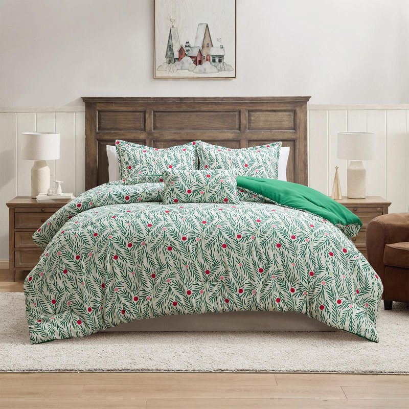 Hallmark Green Branches 4-Piece Holiday Comforter Set, Full/Queen, Queen  Comforter + 2 Standard Shams, Green Wood & Shiplap
