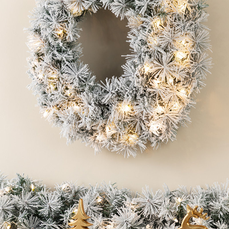24"D Pre-Lit Snow Flocked Greenery Pine Christmas Wreath With Lights And Timer