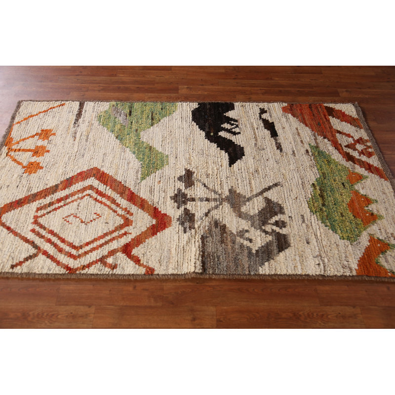 Tapis oriental marocain en laine fait à la main 4 x 7