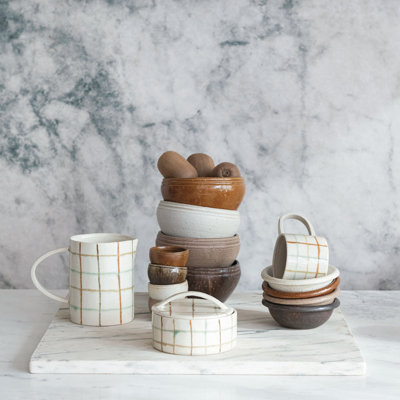 32 Oz. Stoneware Pitcher With Checkered Pattern