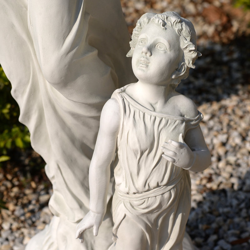 Statue ange avec enfant