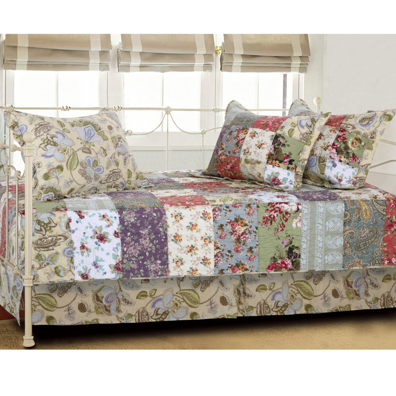 Greenland Home Fashions Blooming Prairie Multi Floral Patchwork 5-Piece Daybed Set 39"x75" with 3 Standard Shams and Bed Skirt
