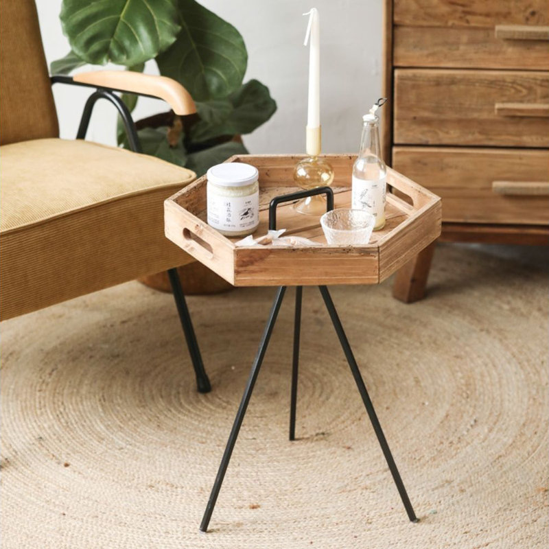 Table d'appoint hexagonale en pin recyclé