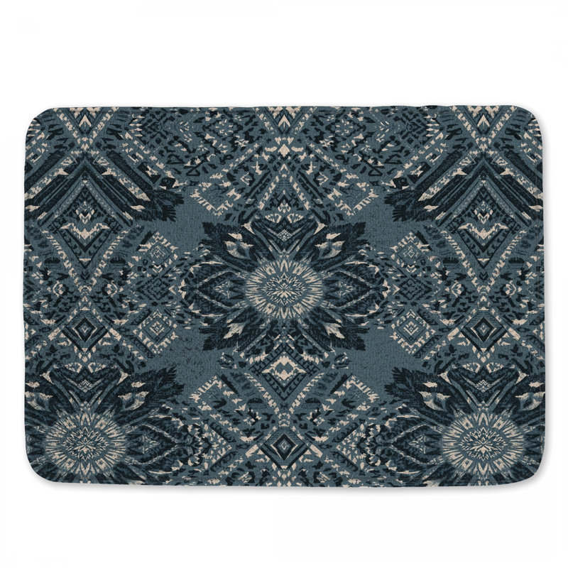 Tapis de bain bleu à motif tribal, L 24 po x L 17 po