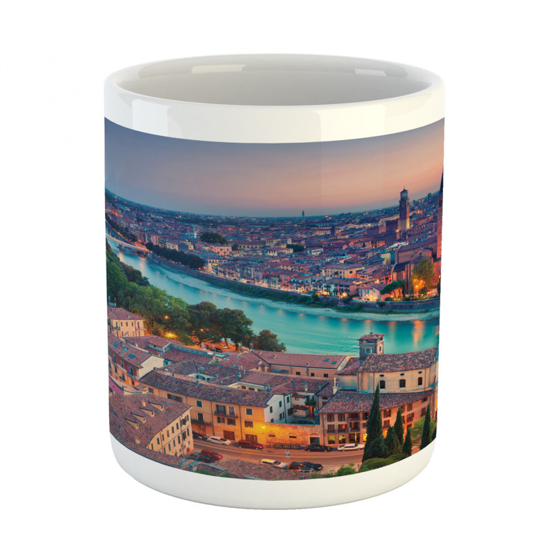Grande tasse à café européenne