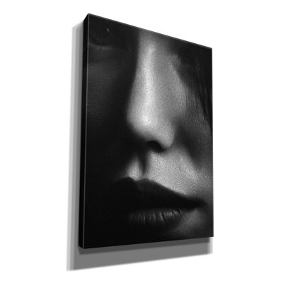 «Face 2» par Design Fabrikken