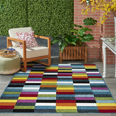 Jakobee Geometric Area Rug
