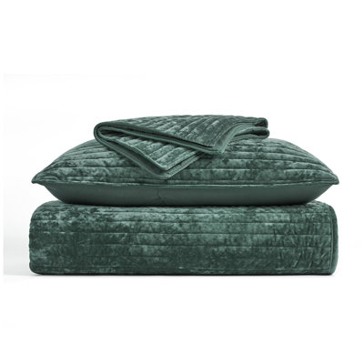 Velvet Quilt Set