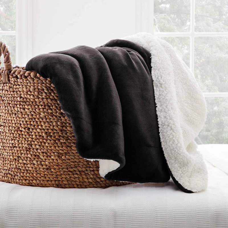 Reversible Soft Sherpa Fleece Fur Thick Dual Sided Blanket Throw, Black, 230cm x 270cm