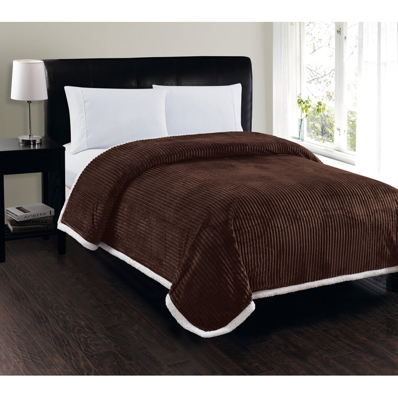 Couverture Neubert Micro Sherpa Ultra Plus, Chocolat, Très grand