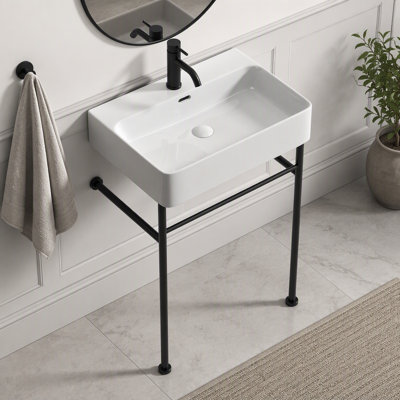 Lavabo console autoportant de 61 cm (24 po) avec lavabo en céramique et pieds en métal, conception à cadre ouvert, trous pré-percés pour robinet et trop-plein