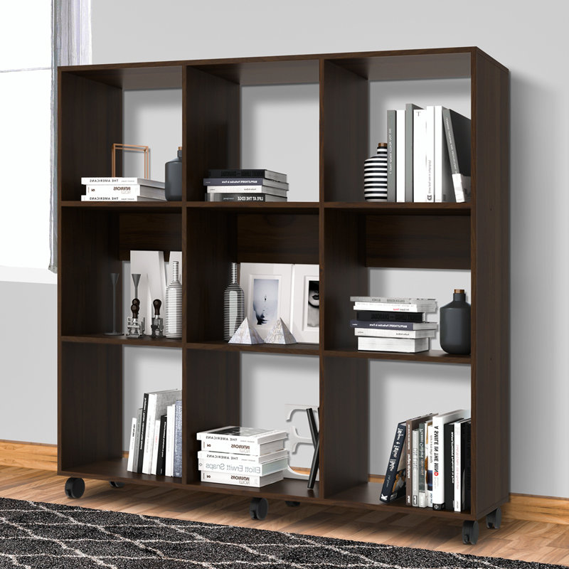 Binnur Bookcase