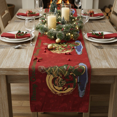 Schwartz Santa Clause Table Runner