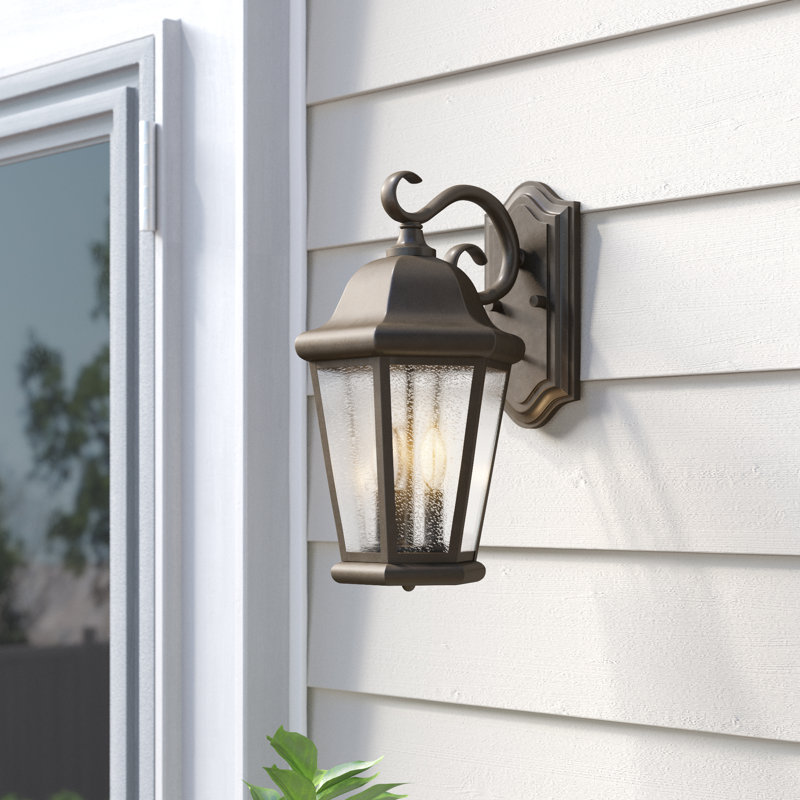 Lanterne murale d'extérieur moyenne à deux lumières Martinsville de Génération Lighting , Noir, H 14,5 po x l 8 po x P 9,5 po