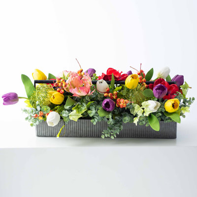 Arrangement floral de fleurs en métal galvanisé, tulipe mélangée, ensemble de centre de table en bois d’eucalyptus Protea & eucalyptus