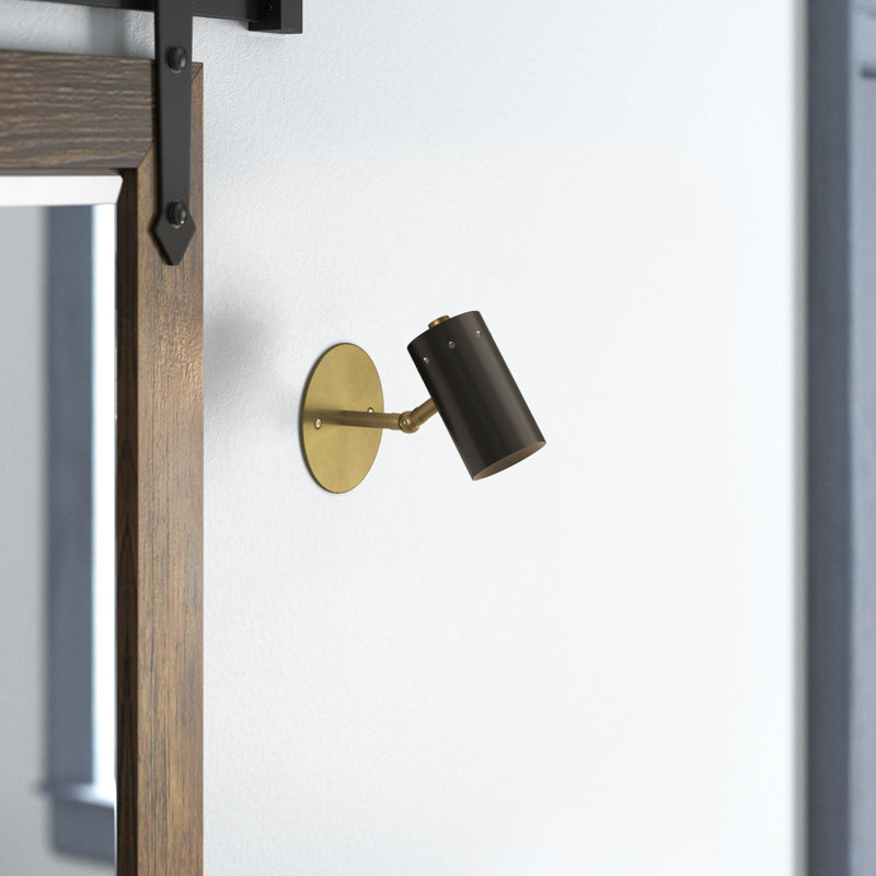 Bellesa Rasha Outdoor Spotlight, Oiled Bronze