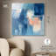 Art abstrait bleu Whispering Blue II par Art Remedy, prêt à être accroché-115072934