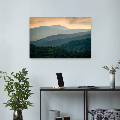 Adirondack Ridgeline in Summer, Adirondack Mountains, New York, États-Unis, art mural abstrait paysage forestier contemporain