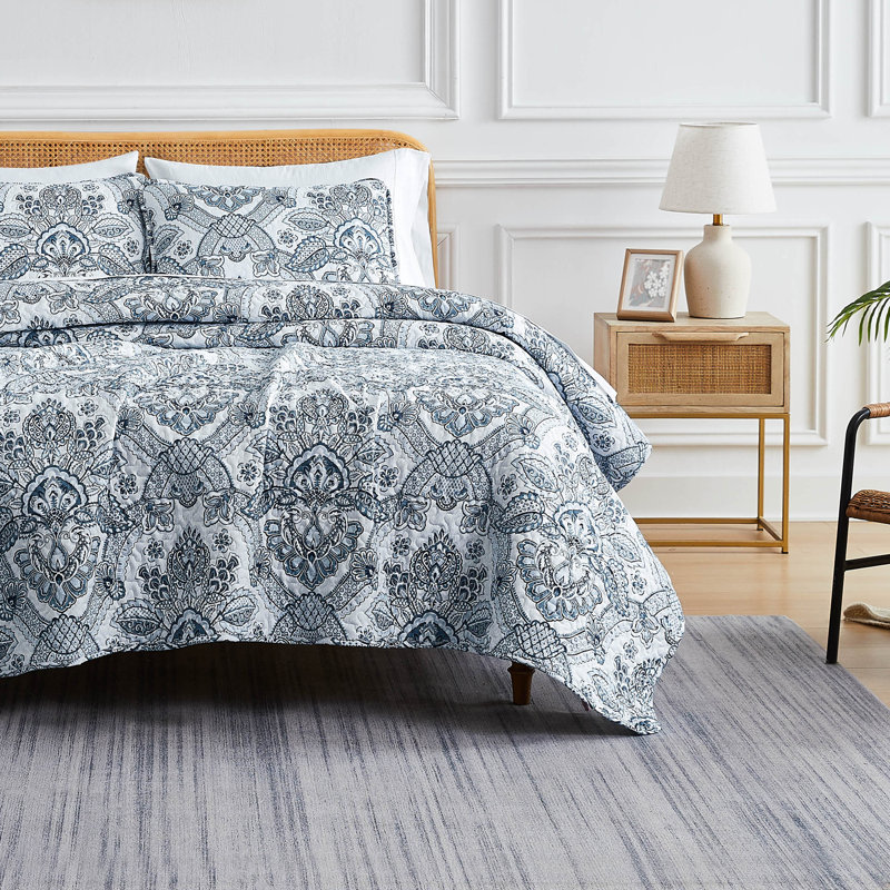 Enchantment Blue Twin Reversible Microfiber Quilt Set