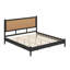 Structure de lit plateforme très grand avec tête de lit en rotin, lit en osier avec support en lattes de bois, style bord de mer bohème, aucun sommier tapissier requis-133665252-133665249