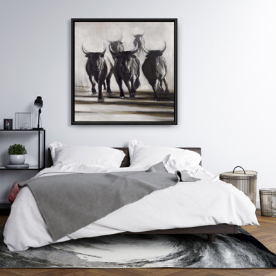 " Running Fierce Bulls "