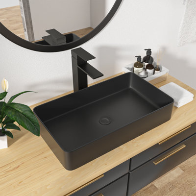 Lavabo de salle de bain rectangulaire en céramique noir mat 24 po x 14 po, meuble-lavabo sur comptoir avec coins arrondis
