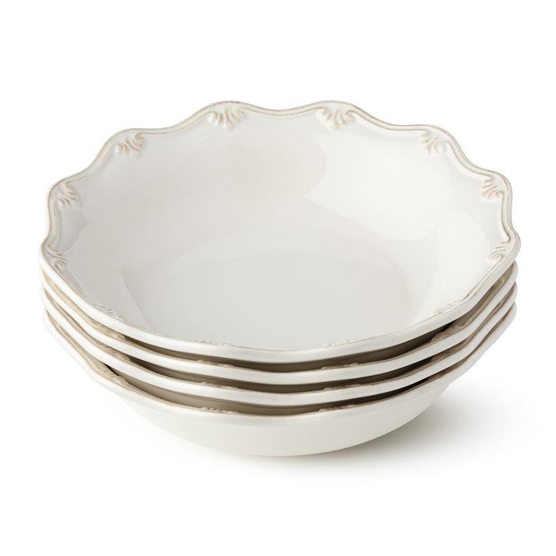 Bols à soupe 30 oz Heritage Scroll, ensemble de 4 - Grès élégant avec motif à volutes en relief - Bols ivoire à rebords larges pour chili, pâtes, ramen et ragoûts - Va au micro-ondes et au lave-vaisselle