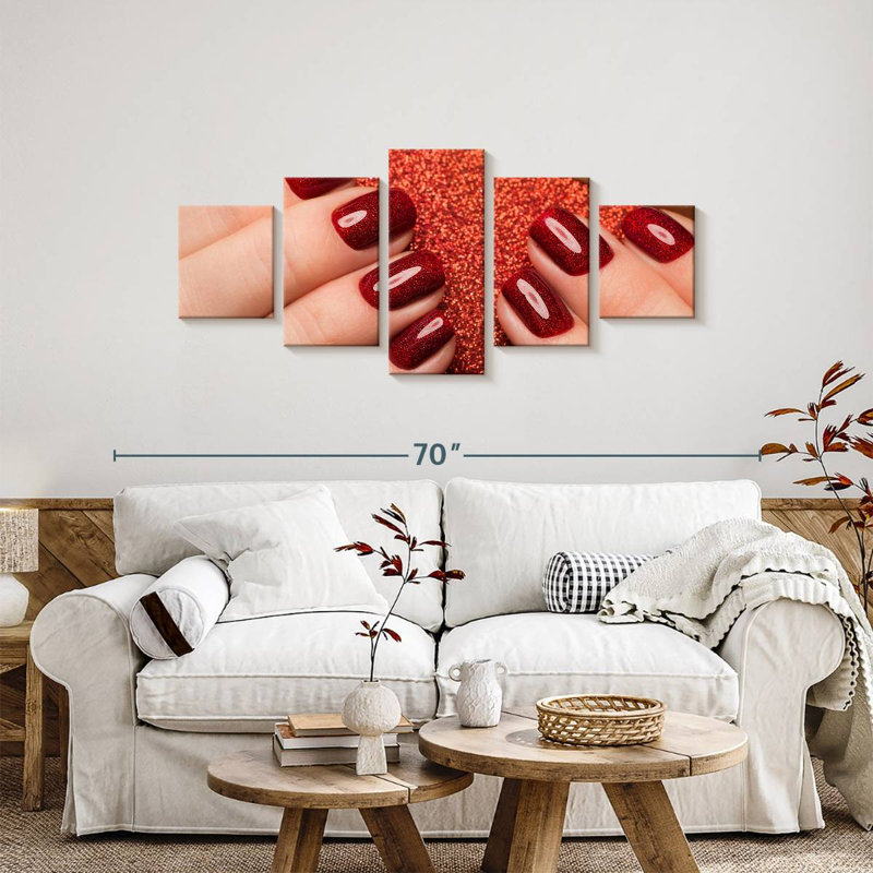 Clous rouges des Fêtes, H 24 po x l 55 po