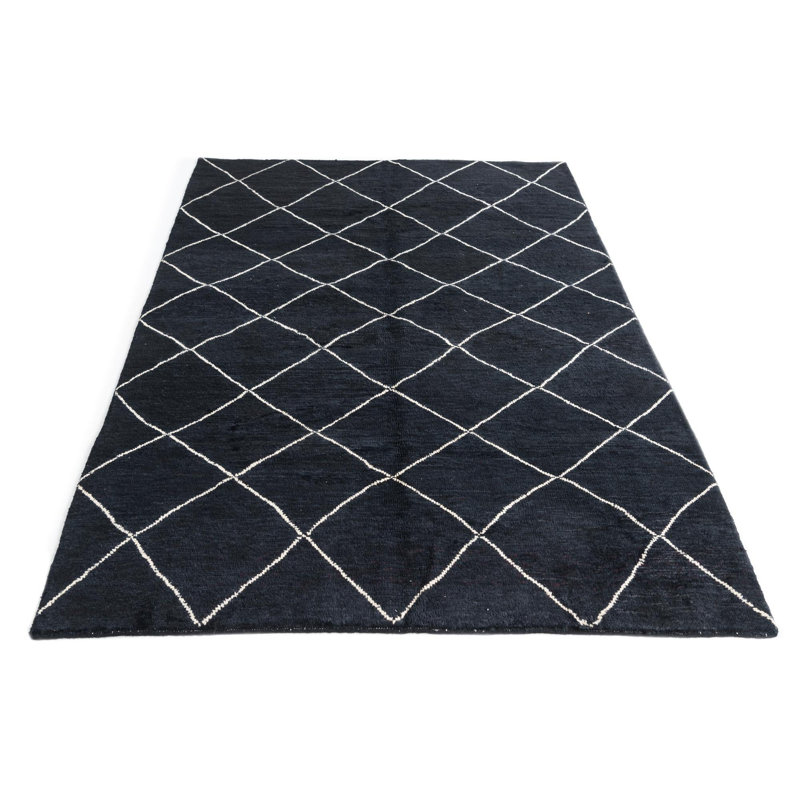 Odea Black Rug