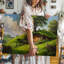 "Whimsical Hobbit Hill House", toile de fond de scène de jardin sur toile-703352587