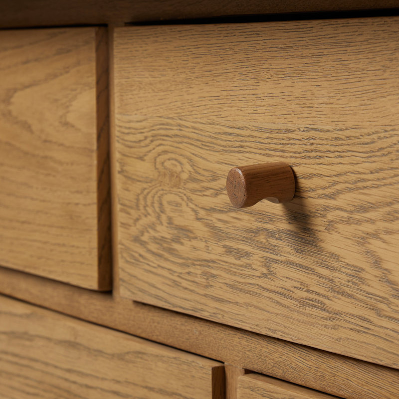 Millbrook 10 - Drawer Dresser