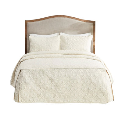 Cream King Size 3 Piece Bedspread. Split Corner Pleated Design. Microfiber. 100% Fill. Treatment. Machine Washable Bedding Bedspread Cream. Pleated. . Fascinative