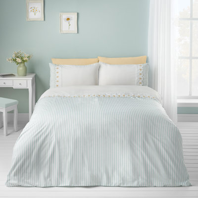 Embroidered Daisy Soft Touch Duvet Cover Set