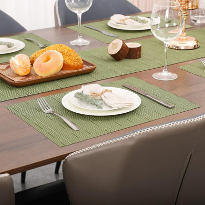 Table Mats Placemats Set of 6, Washable Non-slip Outdoor Heat Insulation for Kitchen Dinning Restaurant, 30x45cm