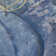 Tapis bleu abstrait touffeté