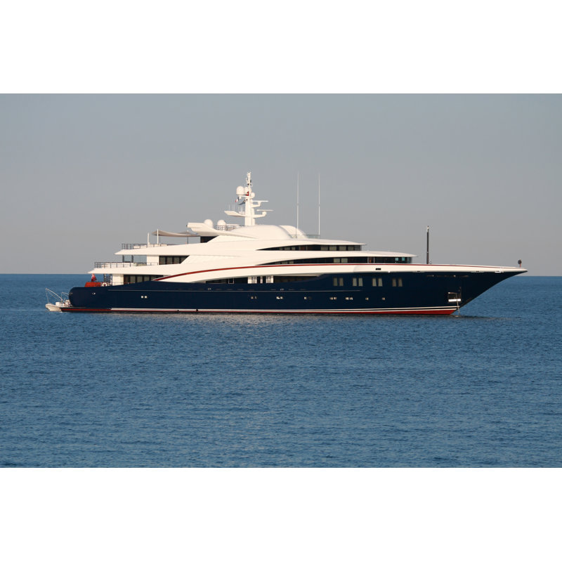 Super Yacht blanc par Secablue, H 32 po x l 48 po