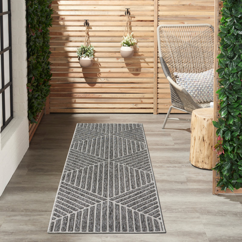 Cozumel Geometric Indoor / Outdoor Area Rug, Rectangle 269 x 361 cm