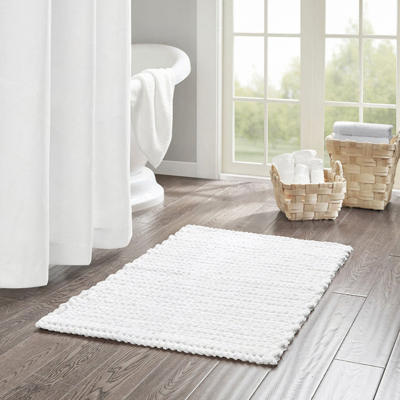 100% Cotton Chenille Chain Stitch Rug, White, Single - 40" L x 24" W