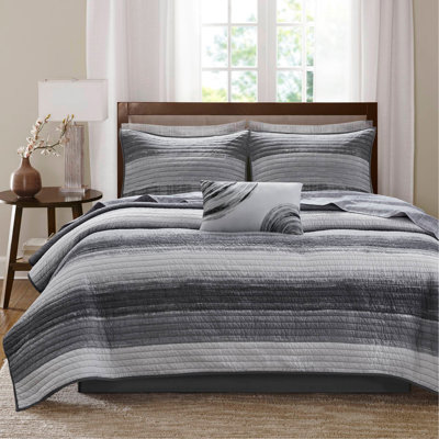 8-Piece Cal King 8 Piece Quilt Set with Cotton Bed Sheets,Black
