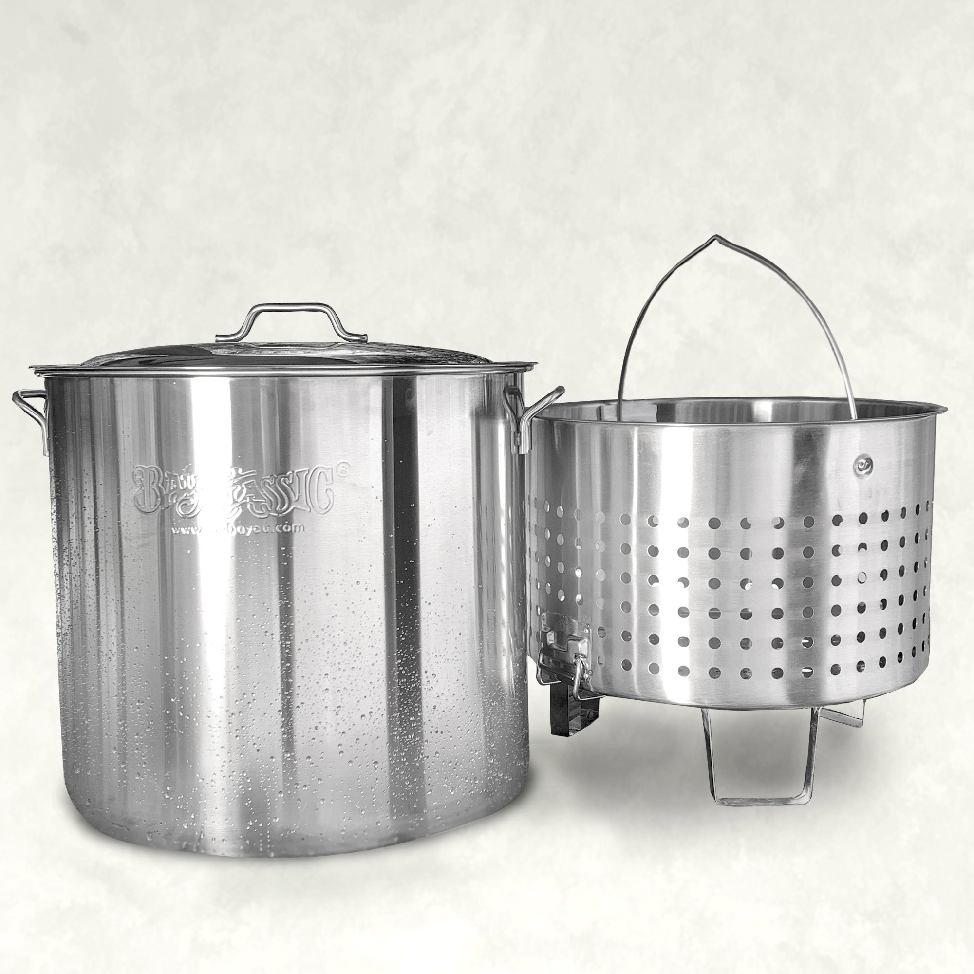 Ridged Stainless Steel Boiling Pot with Basket and Lid - Assorted