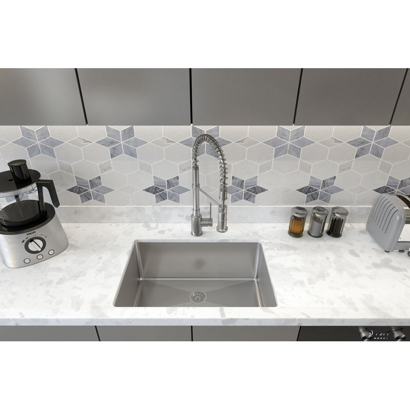 Évier de cuisine encastrable L 22 po x l 18 po