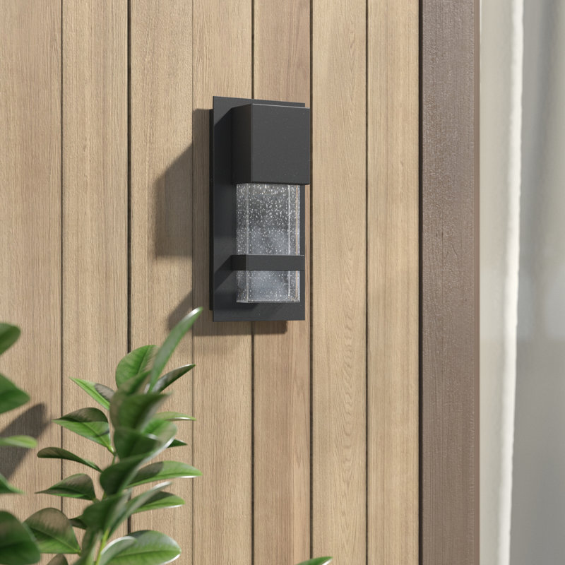 Shand LED Wall Light