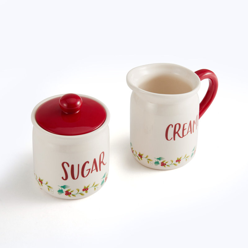 Pfaltzgraff Winterberry Sugar and Creamer Set
