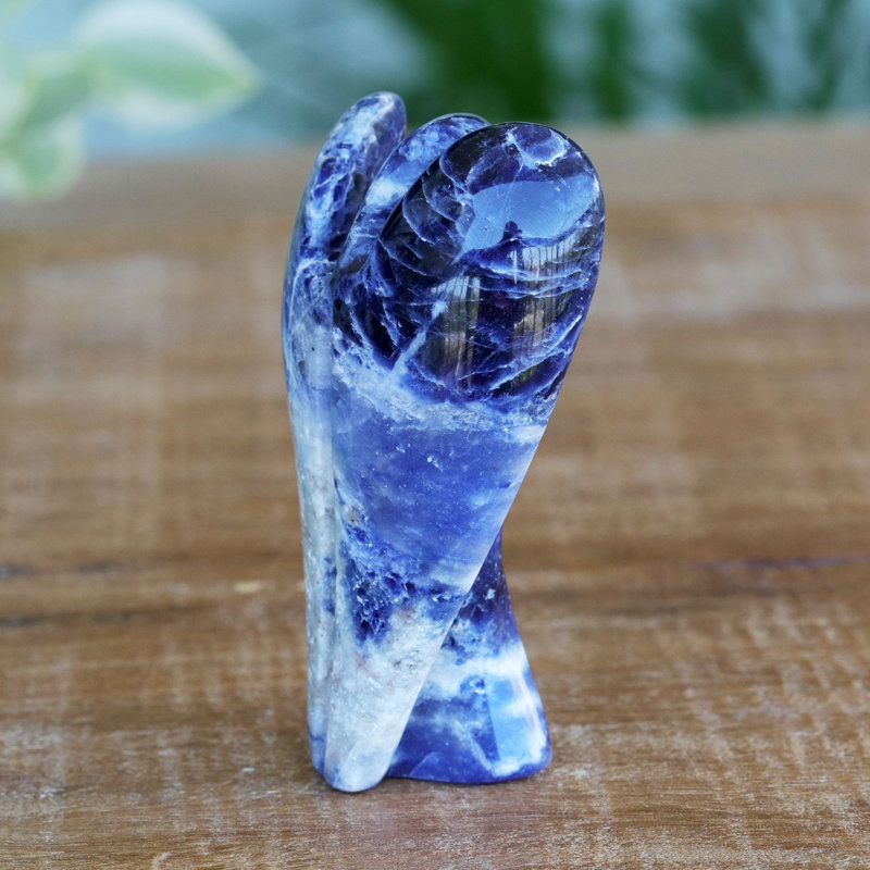 Figurine Kristiana Angel of Calm Sodalite