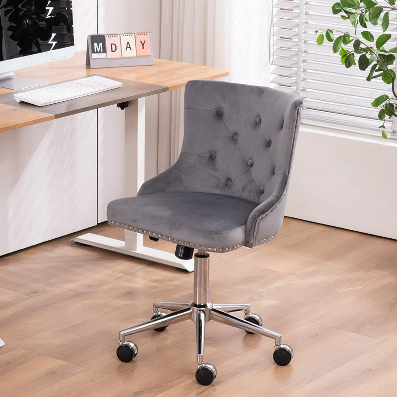 Matthias Task Chair Office Chairs Makeup chair, Chrome, Gray
